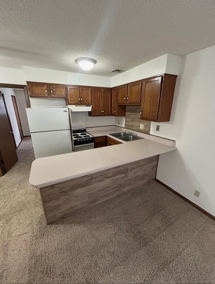 2151 East Columbia Street - Photo 3 of 5