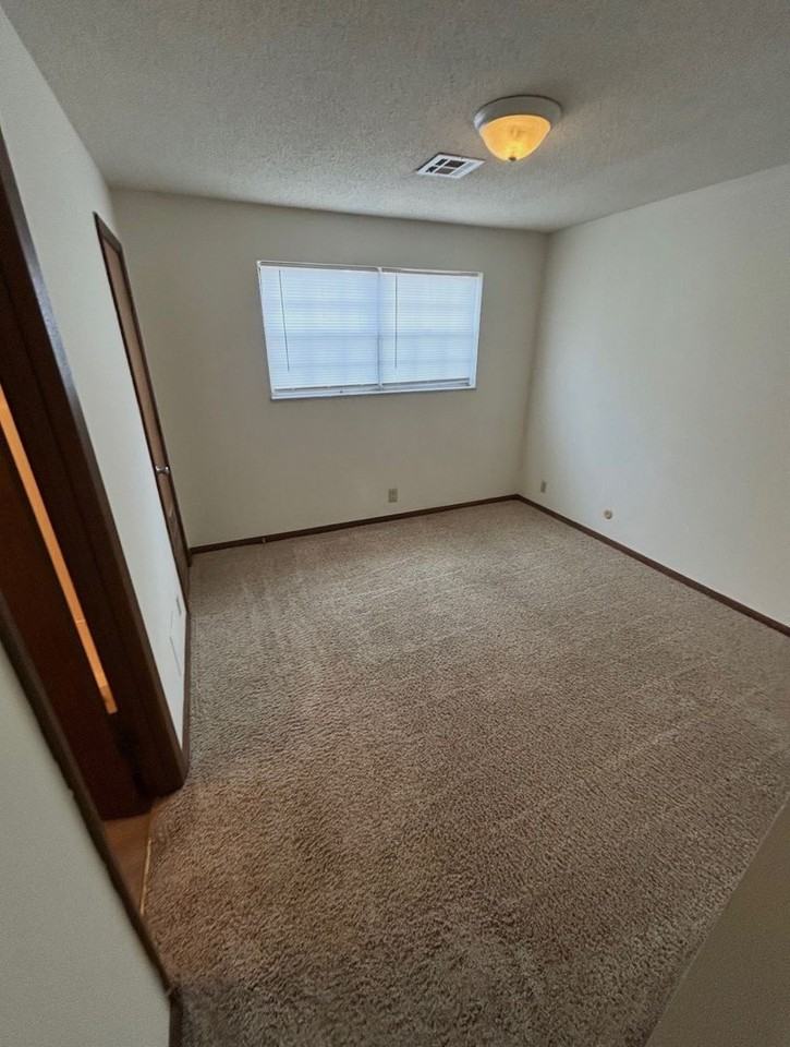 2151 East Columbia Street - Photo 4 of 5