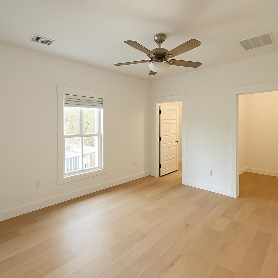 530 530 East Park AvenueUnit D #D110 - Photo 6 of 37