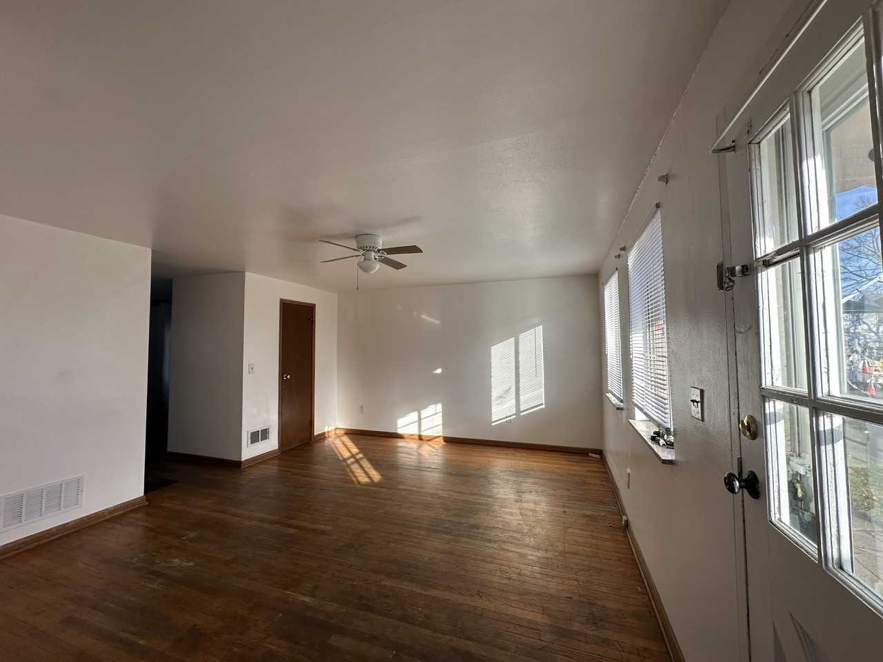 919 West Mulberry Street #919 - Photo 2 of 15