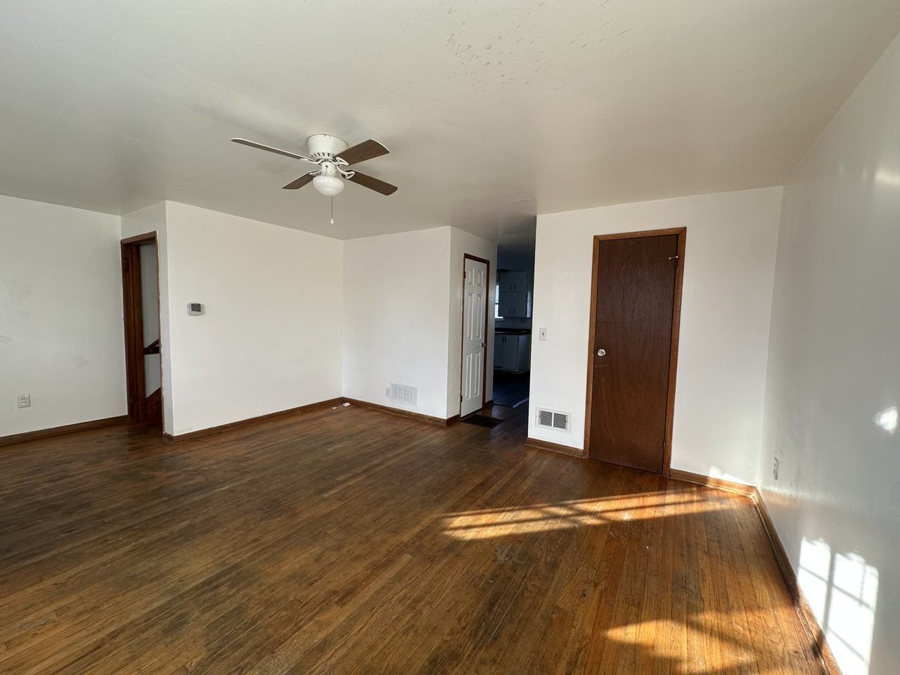 919 West Mulberry Street #919 - Photo 3 of 15