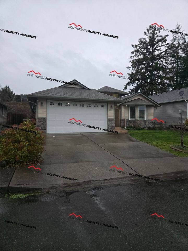 2561 Kristine Ct - Photo 2 of 30