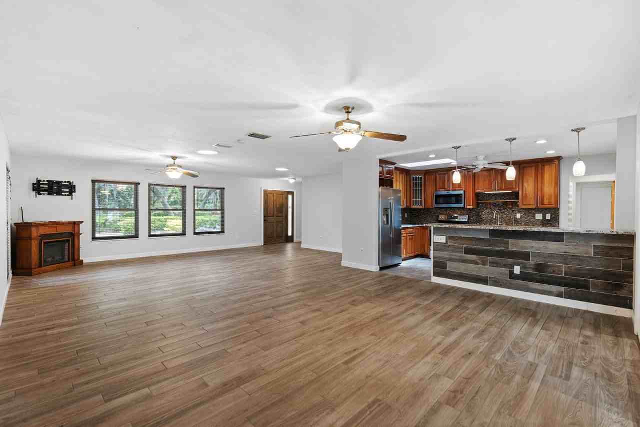 49 Southeast Nelsons Point - Photo 5 of 28