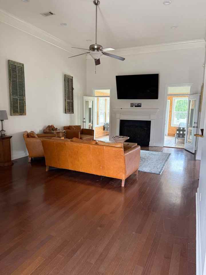 4541 Lacosta Dr - Photo 2 of 24