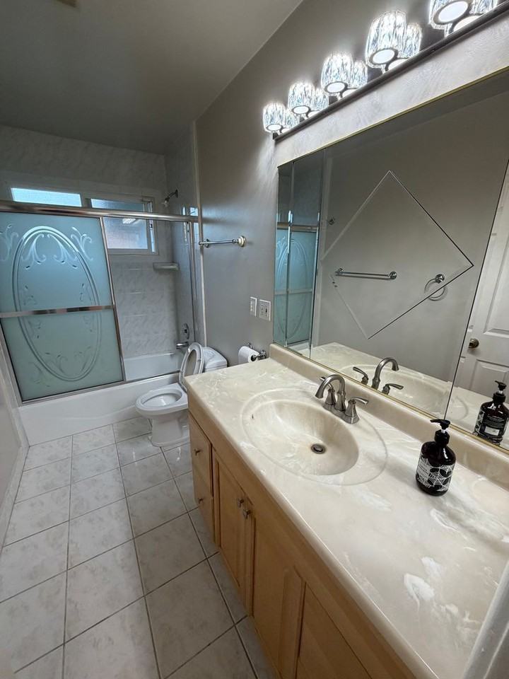 6934 Dannyboyar Avenue - Photo 6 of 22