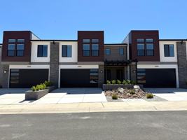 featured image of 2871 E Sunrider Ln