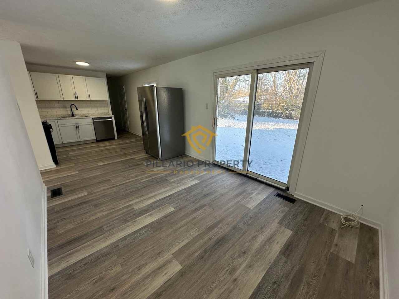 6456 Horizon Court - Photo 6 of 19