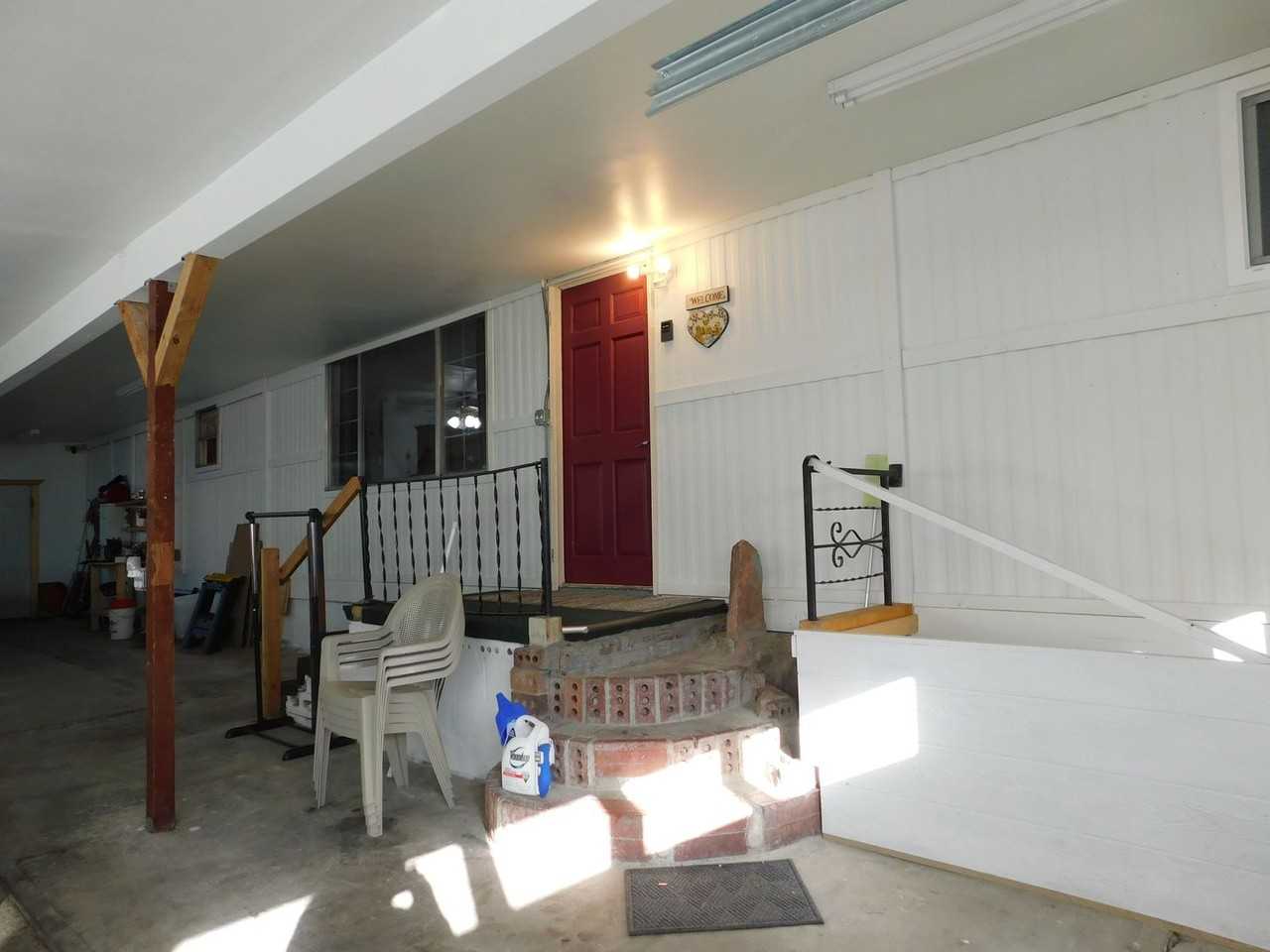 2954 1/2 Cedar Pl - Photo 2 of 18