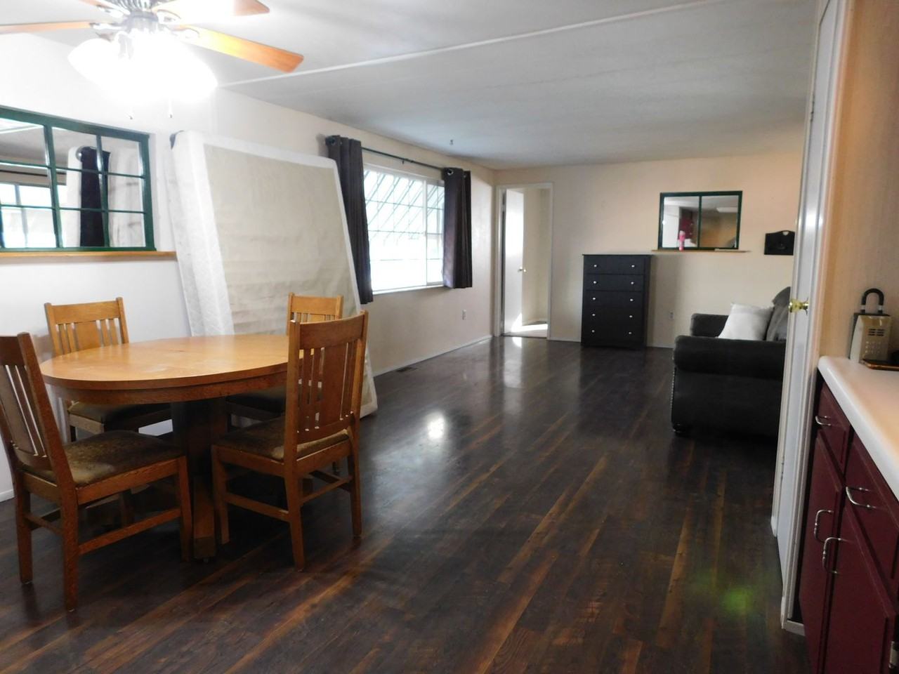 2954 1/2 Cedar Pl - Photo 4 of 18