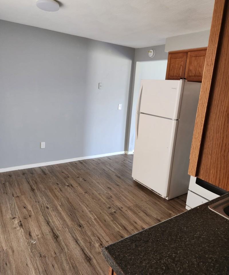 1808 E 42nd St #1808 - Photo 2 of 12