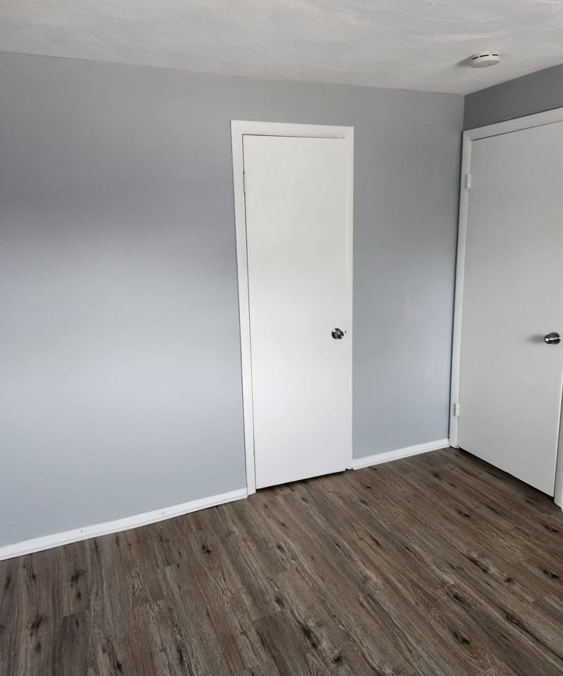 1808 E 42nd St #1808 - Photo 7 of 12