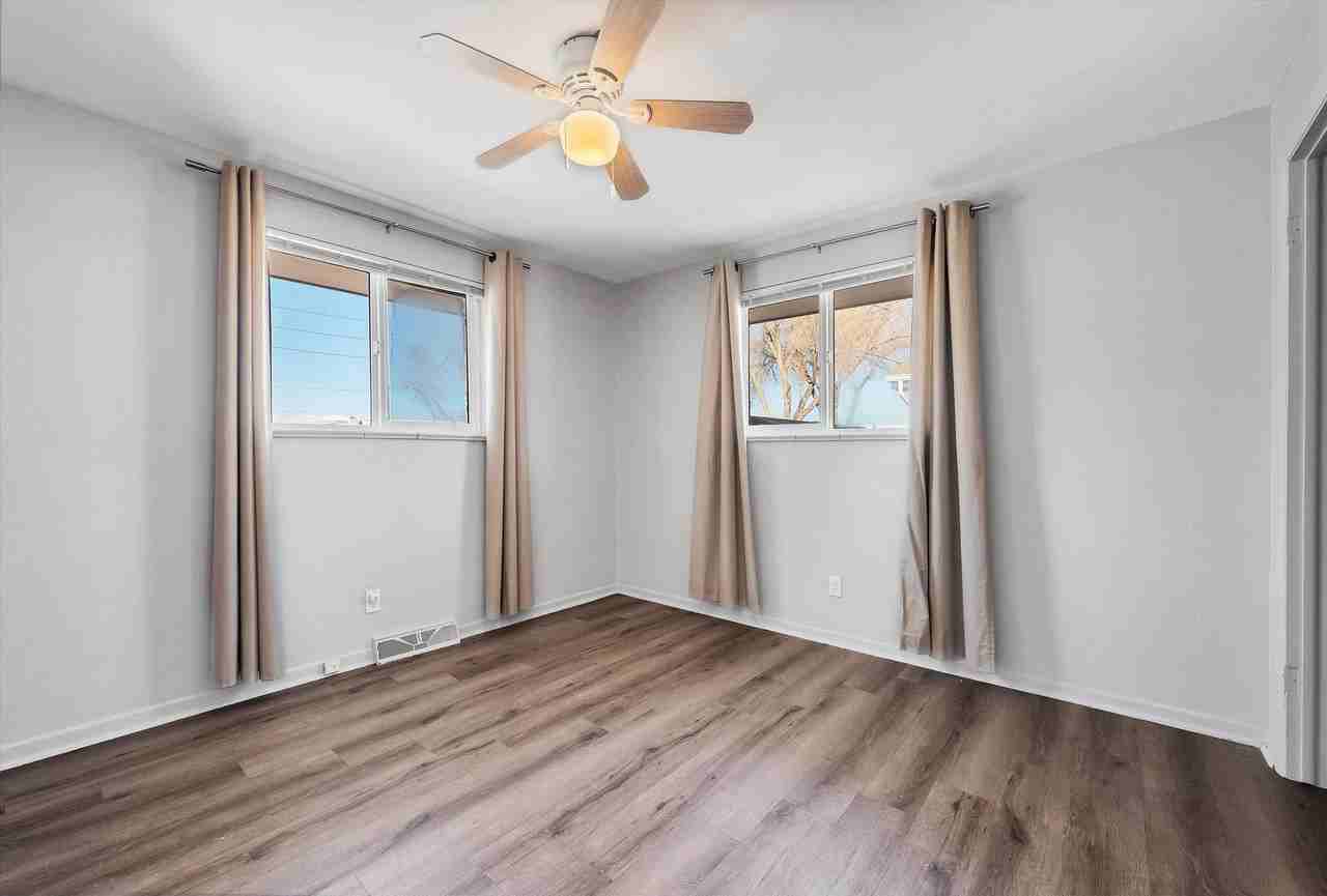 6024 S Prince St - Photo 7 of 15