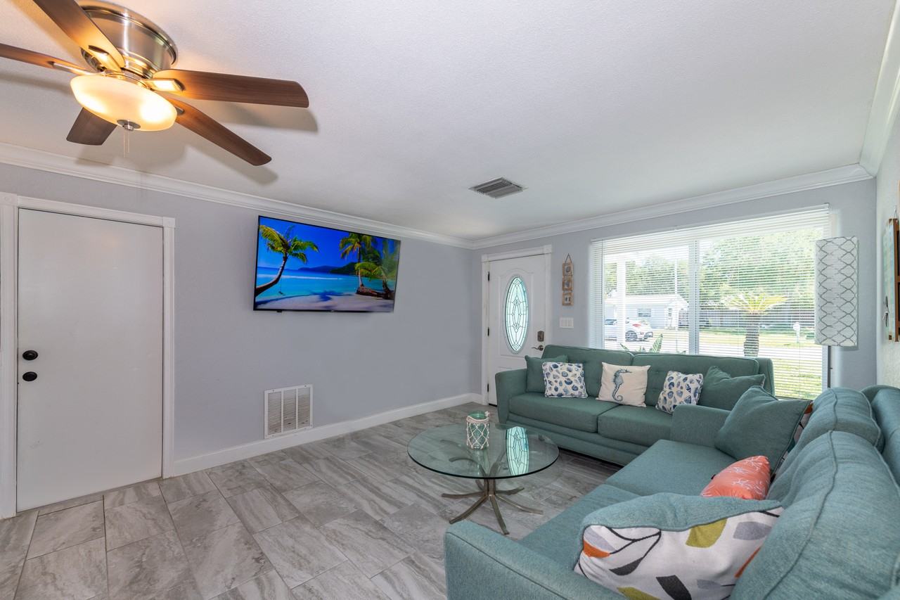 632 Goodwin Avenue #1 - Photo 4 of 9