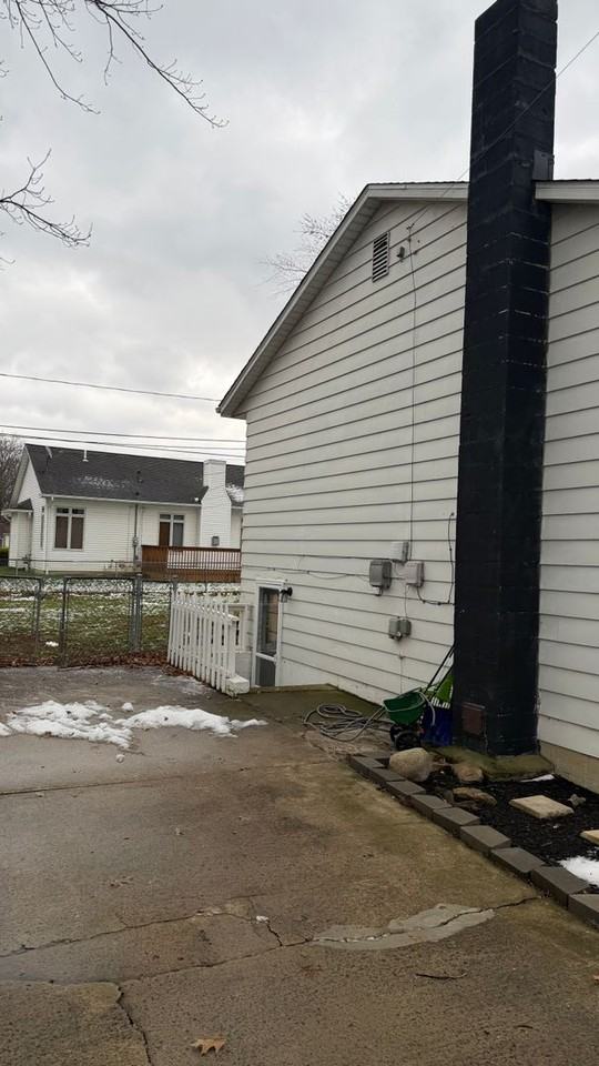 625 Dunny Ave - Photo 3 of 23