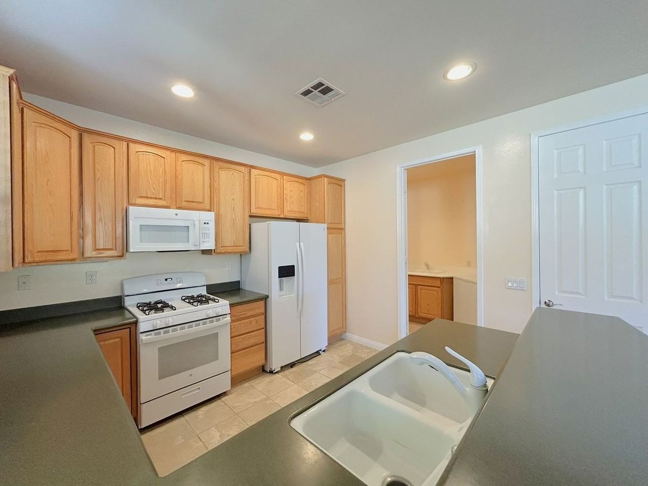 1172 Wisteria Road - Photo 7 of 24