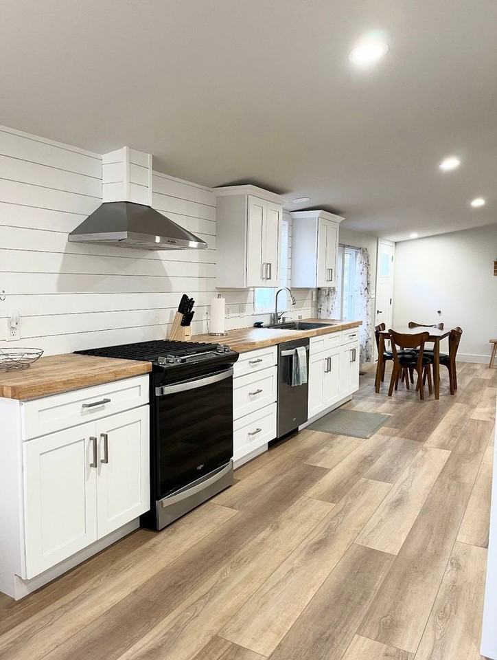 48 South Hoernerstown Road - Photo 3 of 22