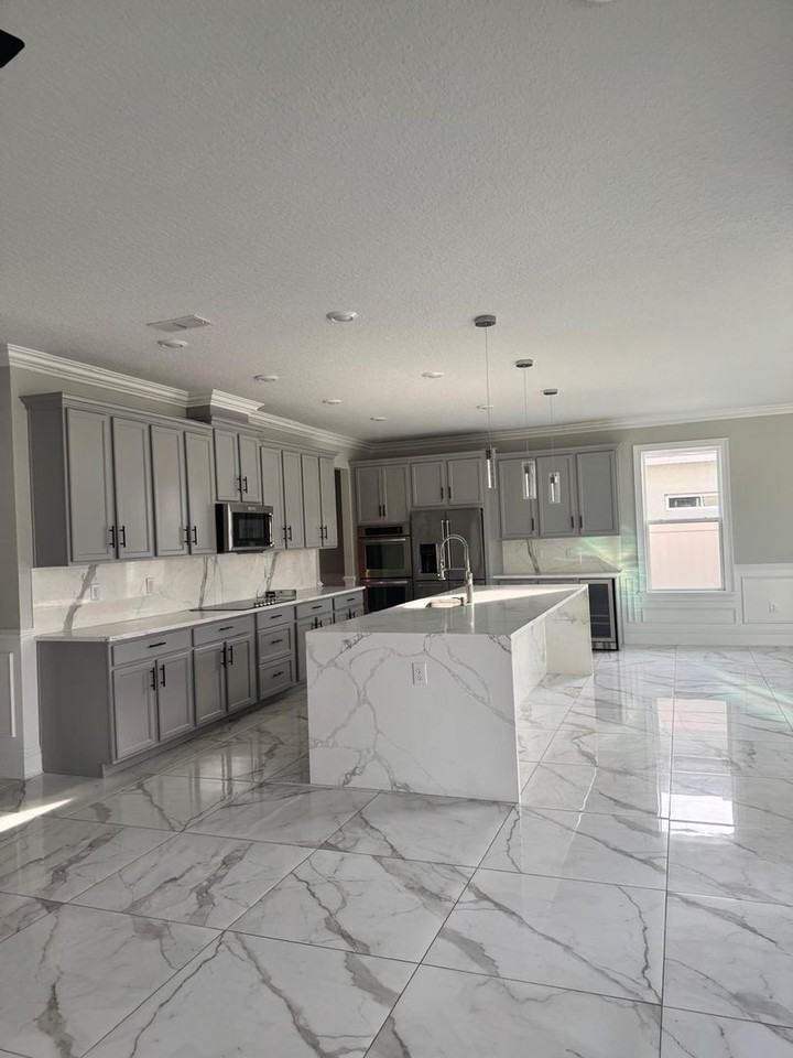 420 Kestrel Dr - Photo 5 of 26