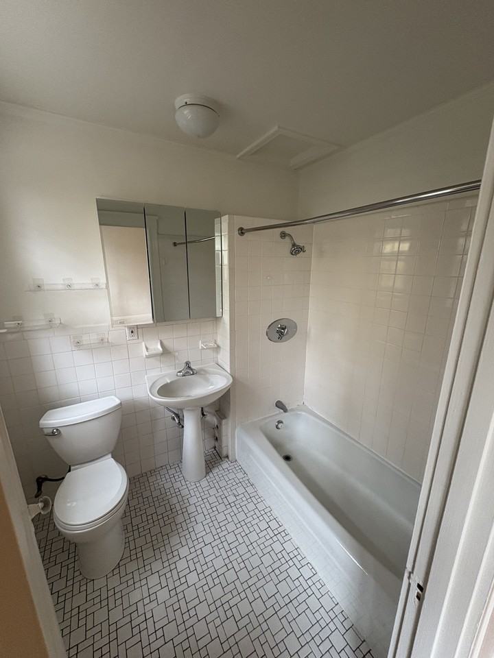 5 Concord Ave #5-25 - Photo 3 of 4