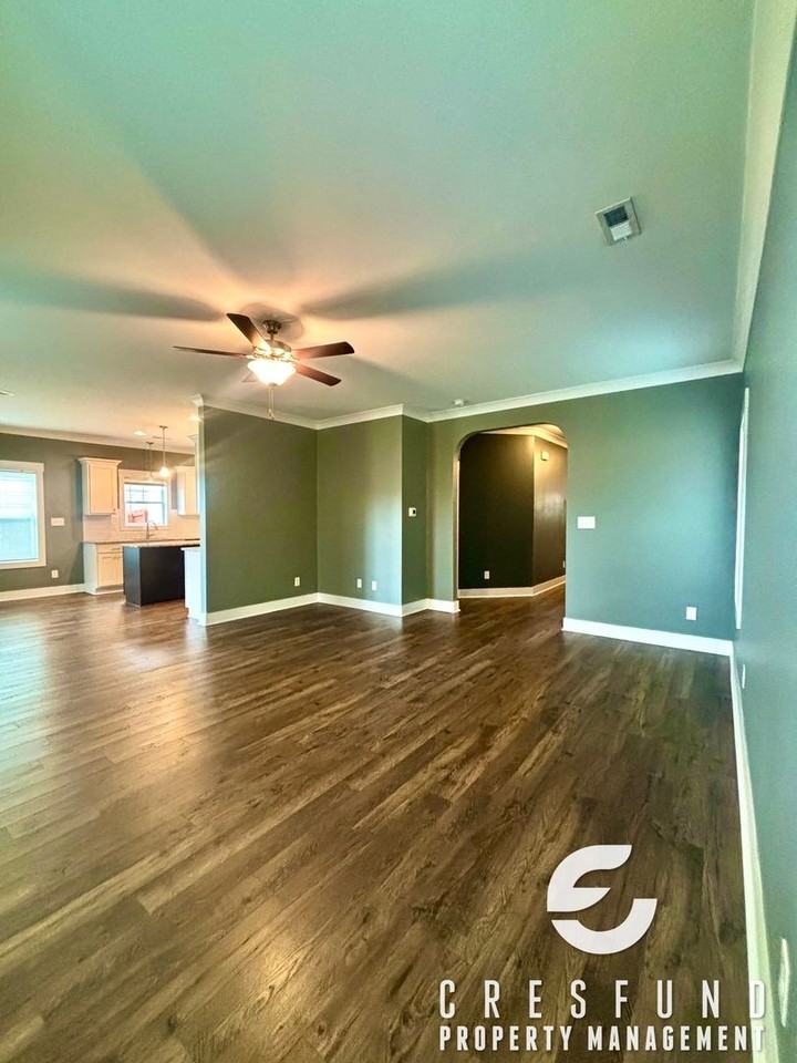 115 Legends Drive - Photo 3 of 27