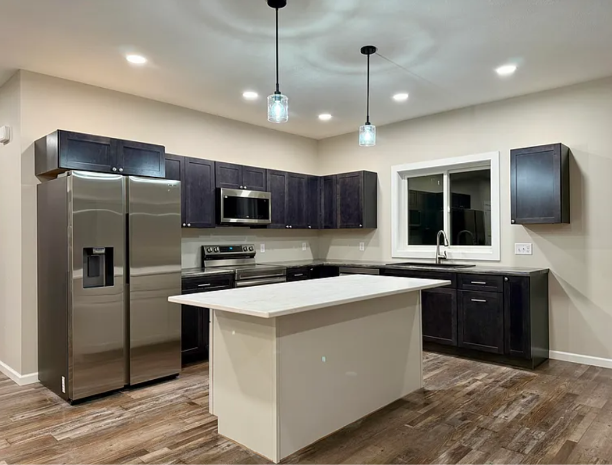 1120 Carl Road - Photo 5 of 28