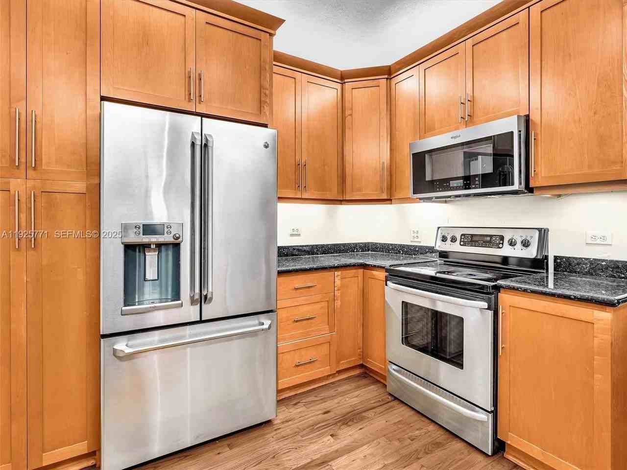 2443 Meridian Avenue - Photo 3 of 21