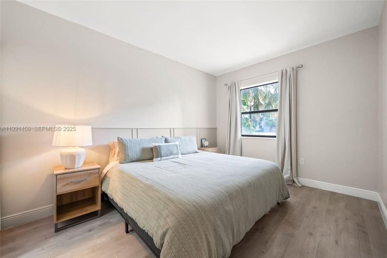 429 Poinciana Drive - Photo 5 of 14