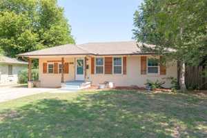 featured image of 2113 Churchill Pl #1