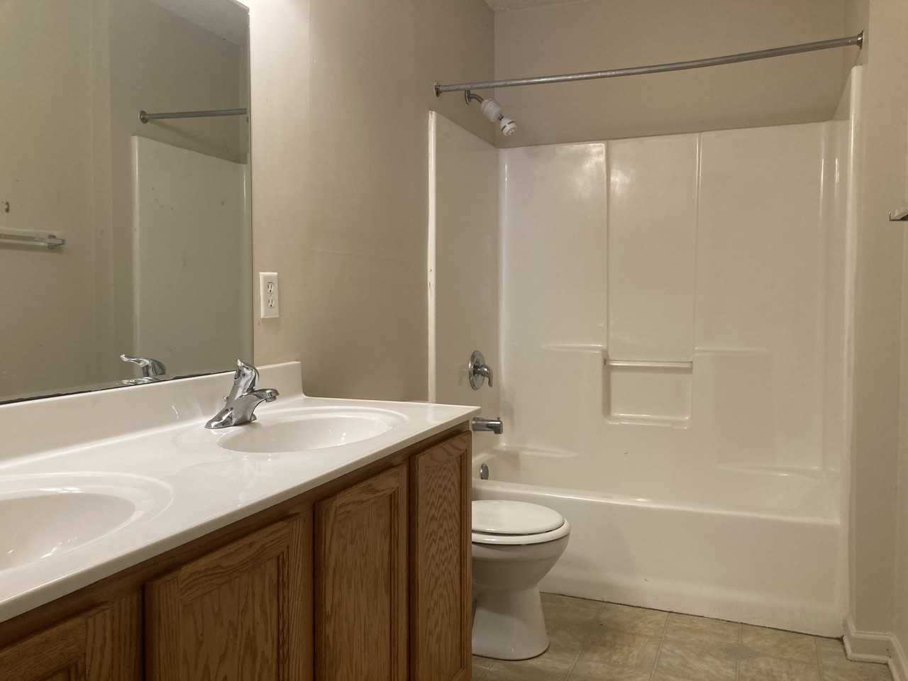 669 Spruce Street - Photo 4 of 19