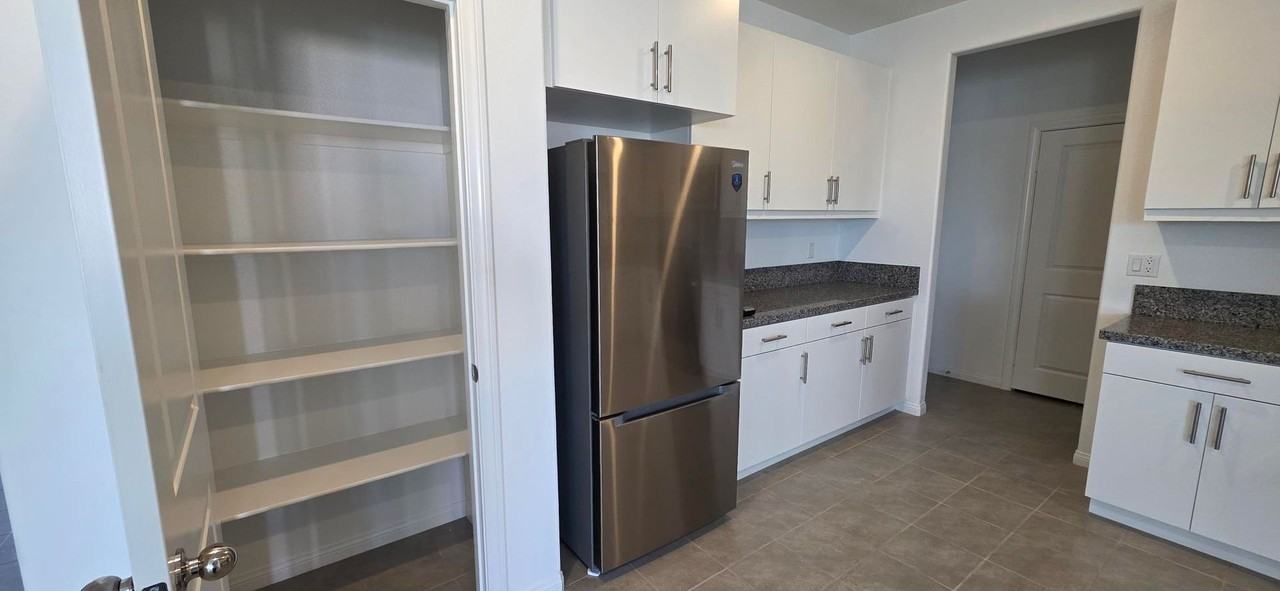 27216 Menifee Road - Photo 5 of 23