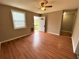 featured image of 982 Woody Hills Dr