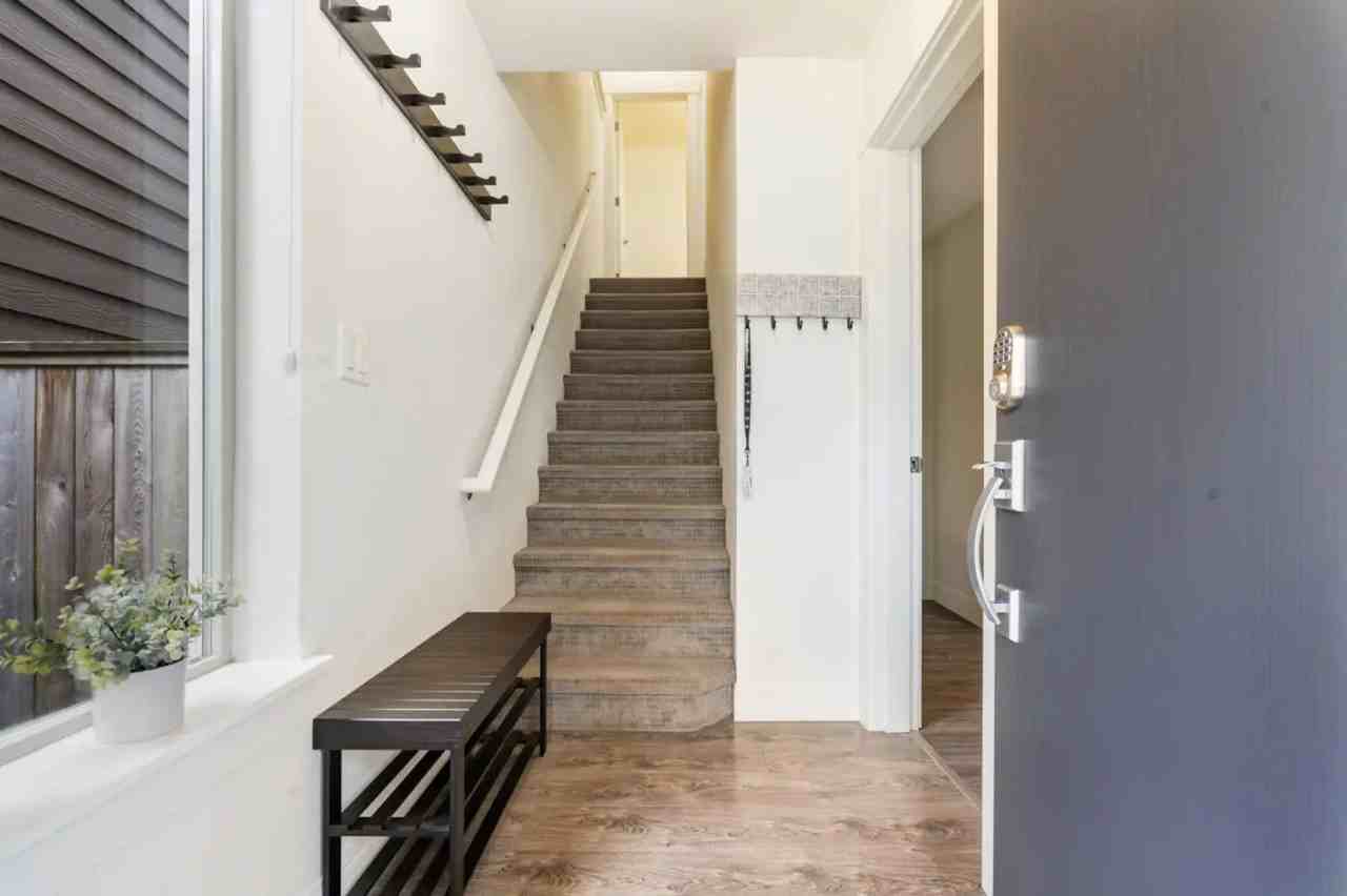 14255 Southwest Burlwood Lane #1 - Photo 5 of 42