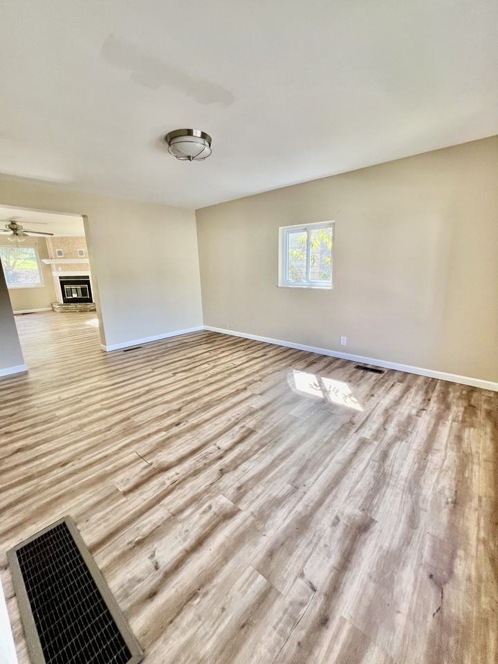 544 Melrose Street #1 - Photo 7 of 33