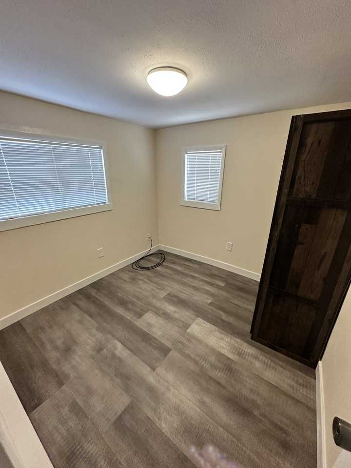 1107 3rd Street #1 - Photo 6 of 9