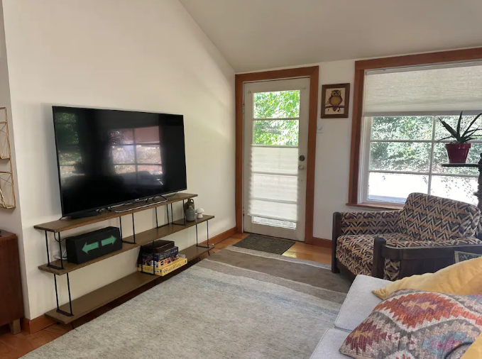 1985 Riverview St #1 - Photo 2 of 12