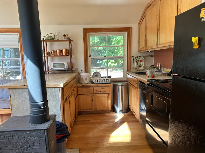 1985 Riverview St #1 - Photo 5 of 12