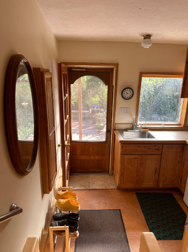 1985 Riverview St #1 - Photo 6 of 12