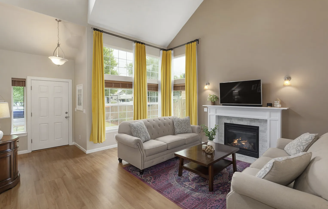309 Southeast Juniper Avenue #1 - Photo 2 of 17
