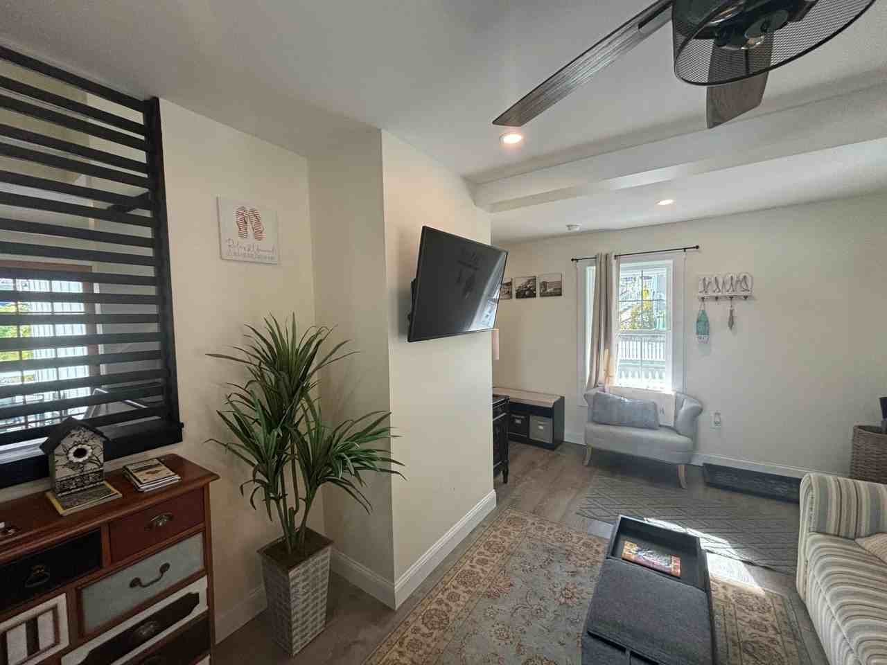 1 Simpson Ave #1 - Photo 3 of 41