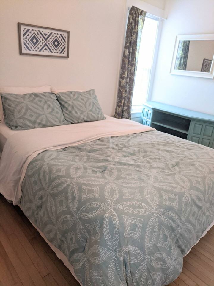 3928 North Farwell Avenue - Photo 4 of 16