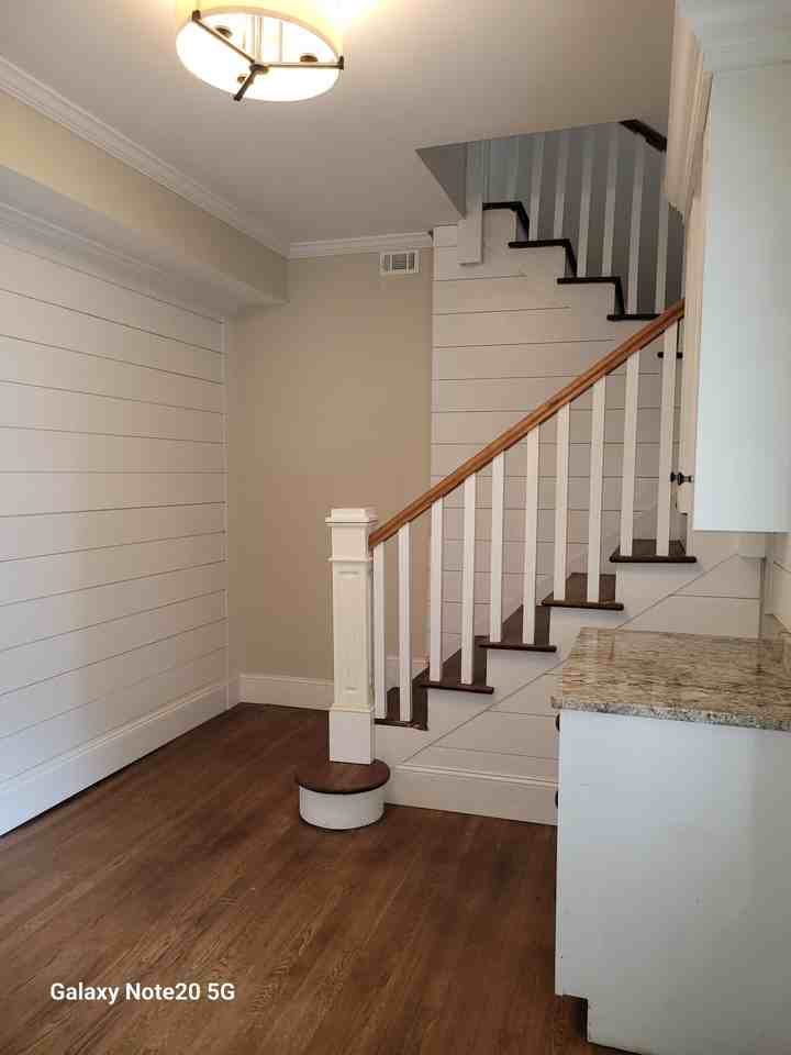 601 West 37th Street #B - Photo 3 of 50