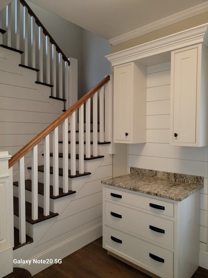 601 West 37th Street #B - Photo 4 of 50