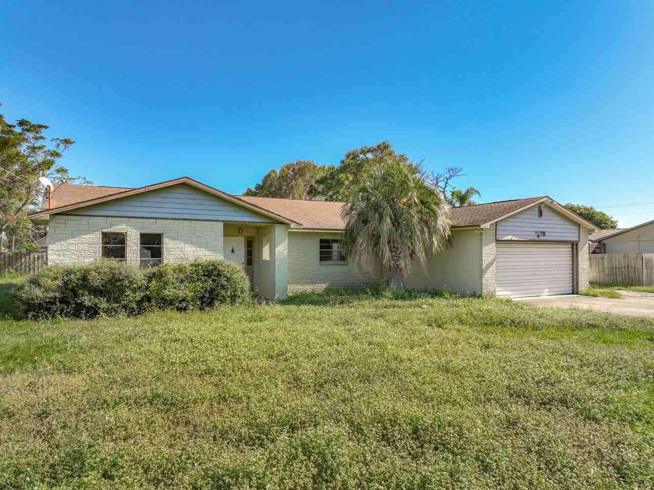 1279 Glenham Drive Northeast #1 - Photo 5 of 37