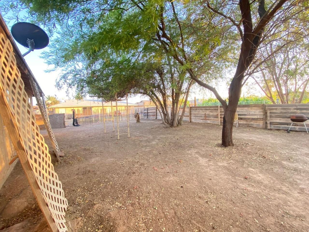 381 San Luis Way - Photo 4 of 4