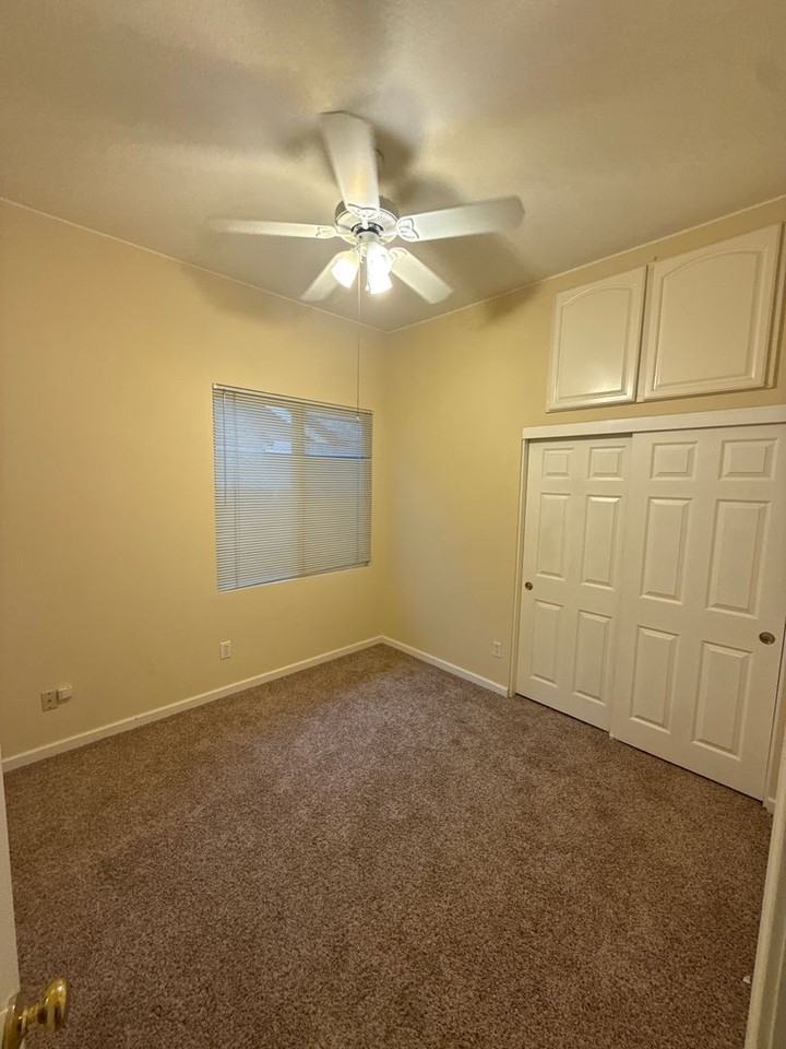 8874 Autumn Gold Court - Photo 6 of 10