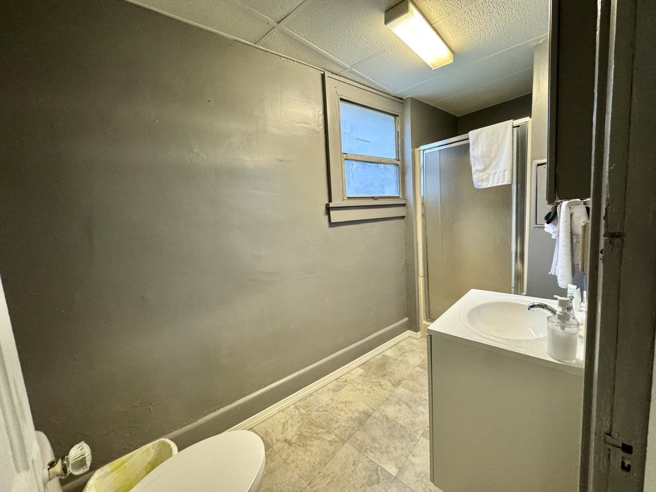 220 E Brockway Ave #2 - Photo 4 of 8