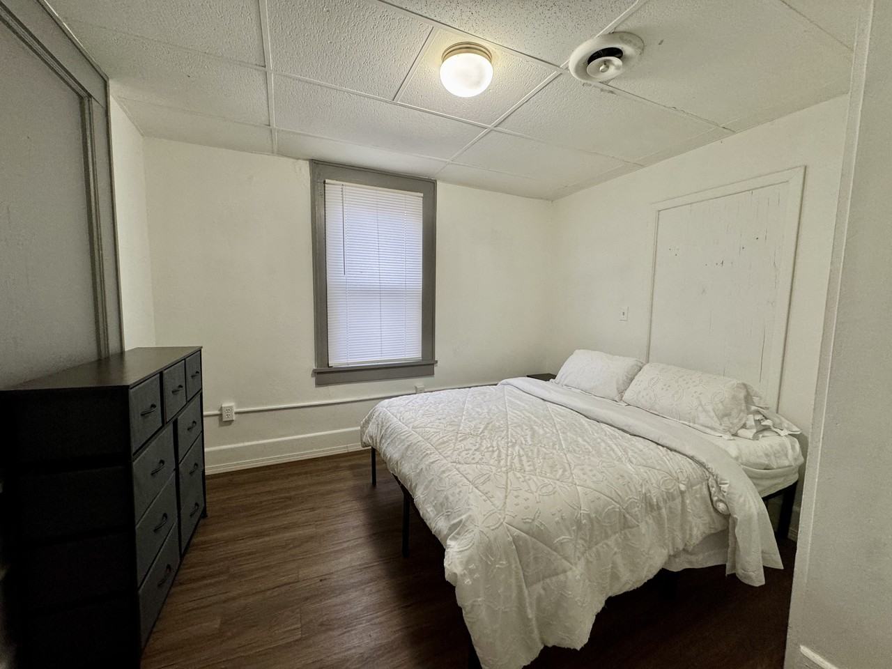 220 E Brockway Ave #2 - Photo 6 of 8