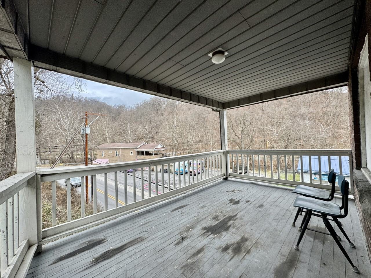 220 E Brockway Ave #2 - Photo 7 of 8