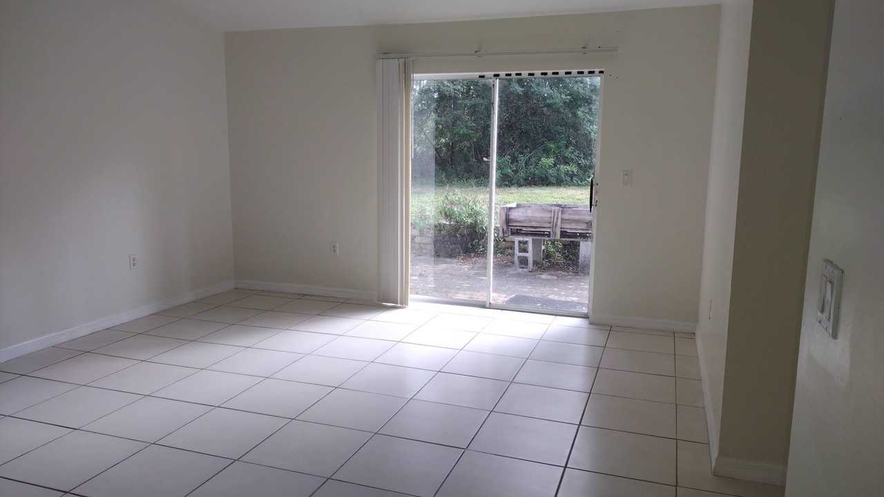 1068 Ainsworth Street East #0 - Photo 6 of 13