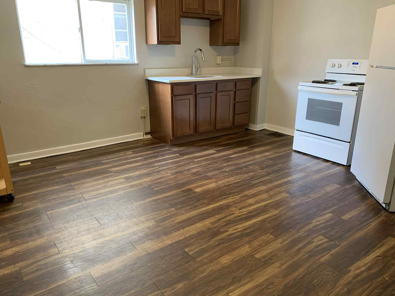 402 Atwood St #1 - Photo 5 of 8