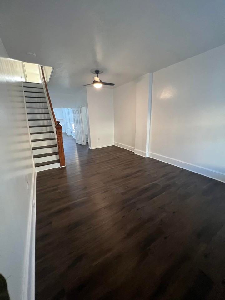 1544 North 10th Street #1 - Photo 3 of 10